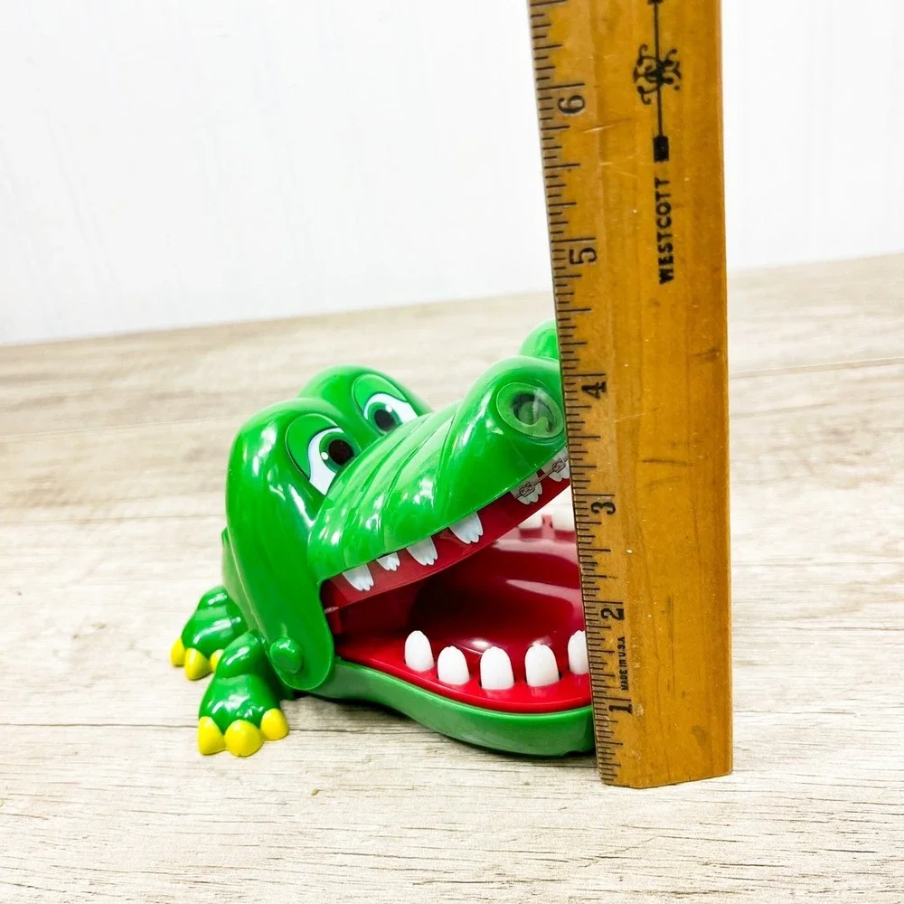 Crocodile Dentist - A Grouchy Friend with a Grievous Toothache - Replacement!